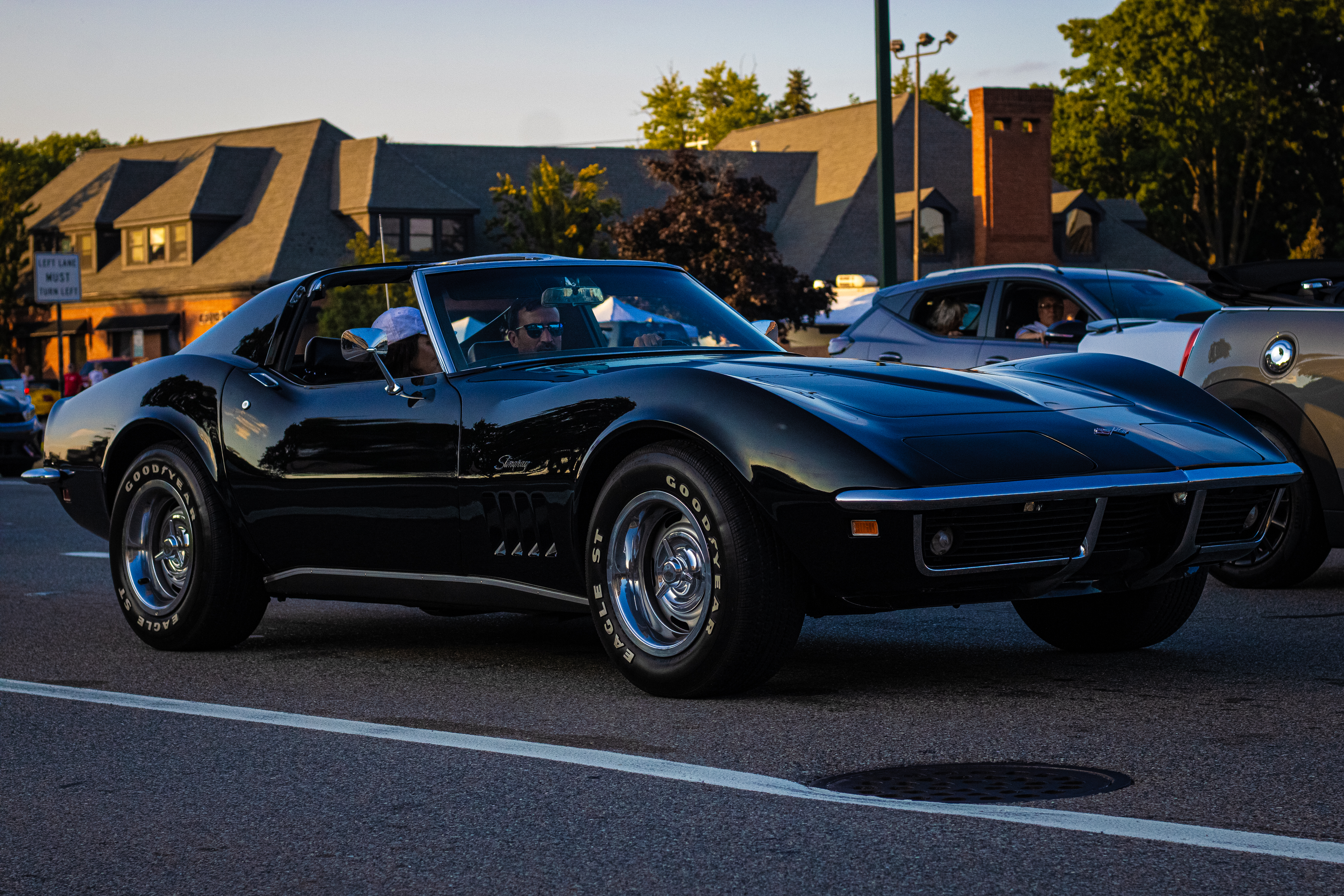 Classic car lineup at Dream Cruise