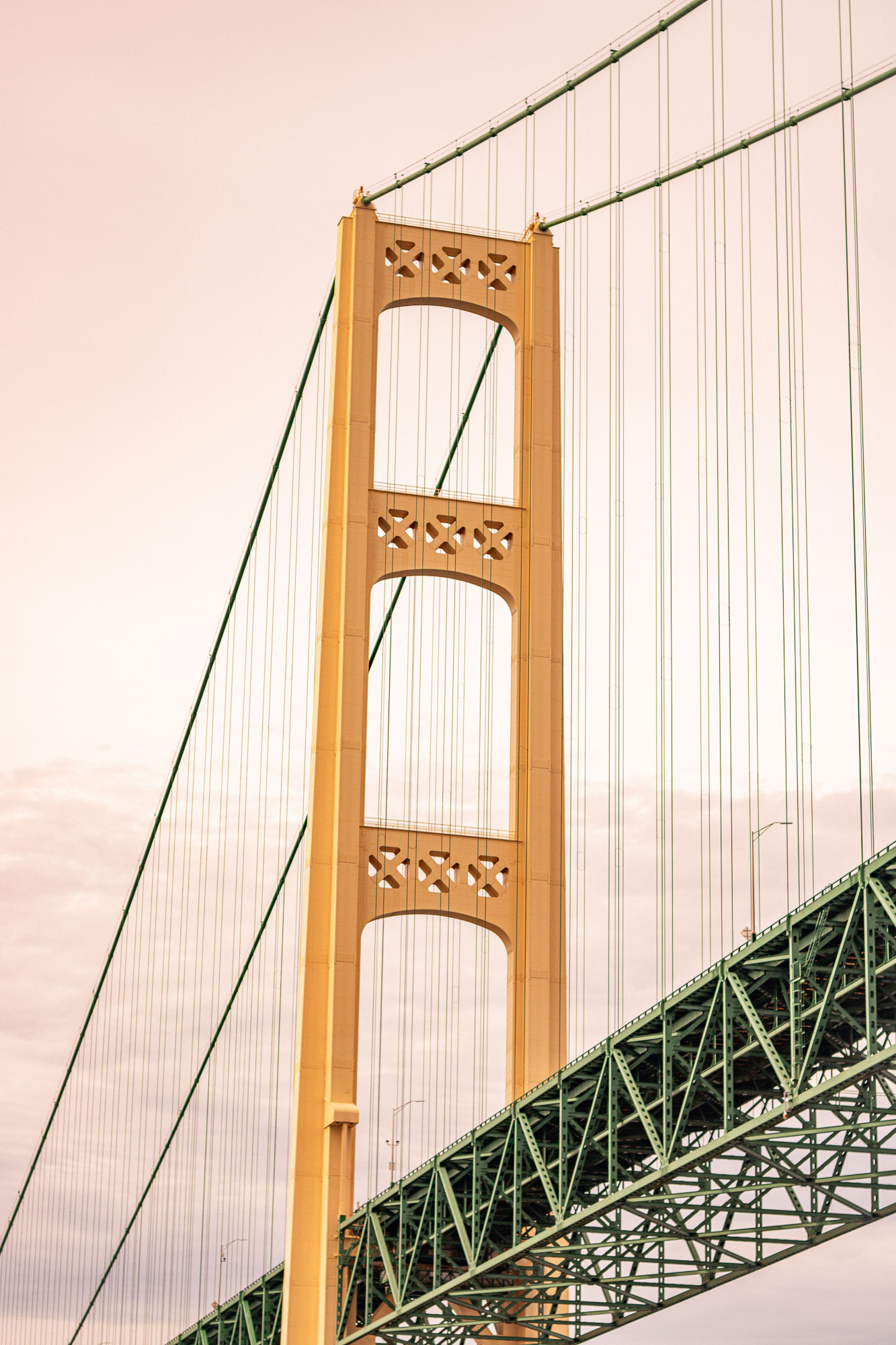 Mackinac bridge structure detail