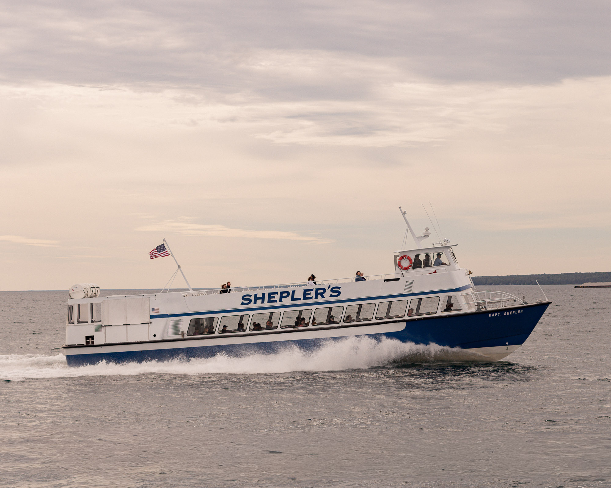 Mackinac harbor and dockline composition